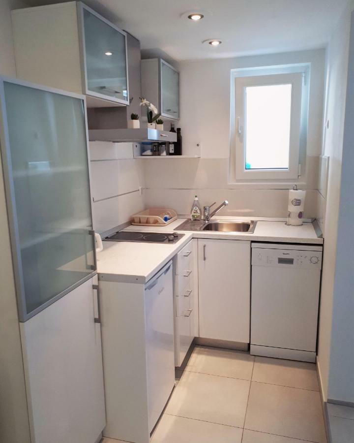 Stella Mare Apartment *